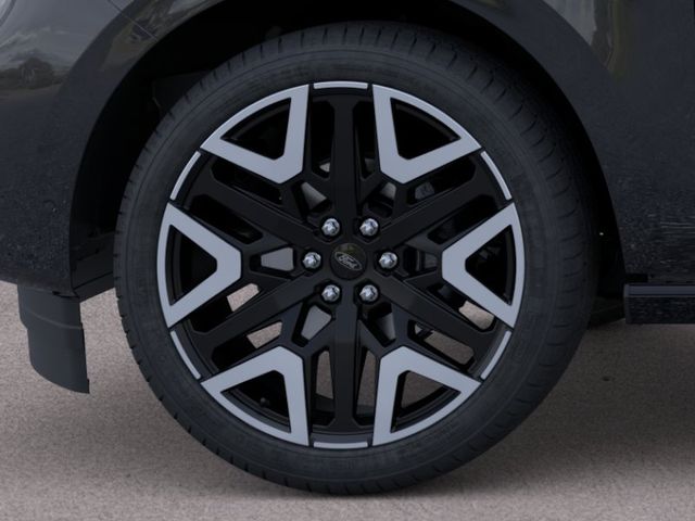 New 2026 Gray Ford Platinum image 19