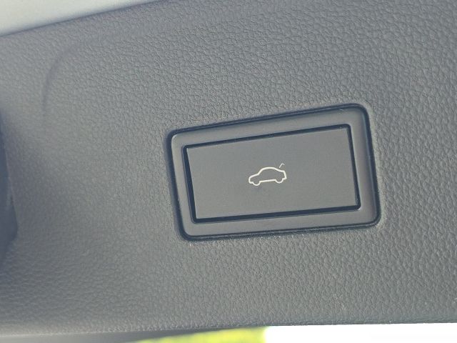 2019 Volkswagen Atlas SEL Premium:169611A2