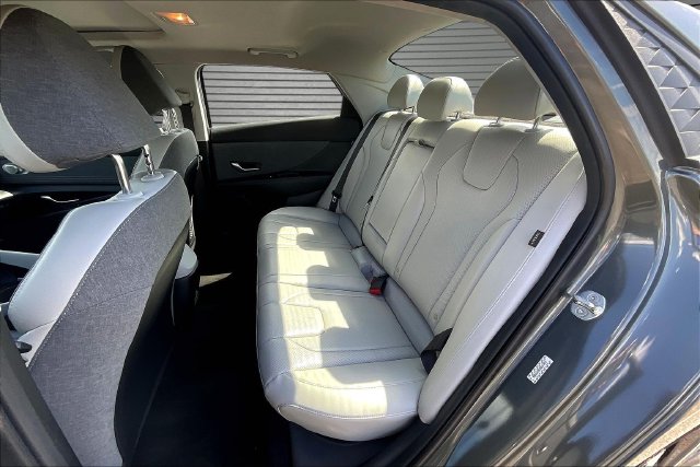 Used 2024 Hyundai Elantra Sedan