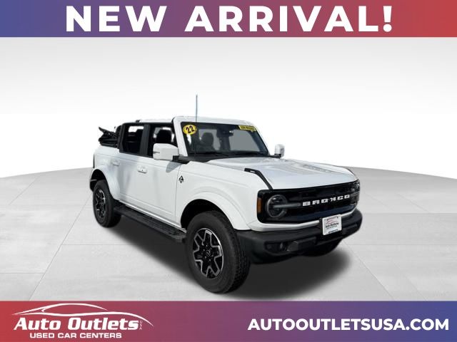 Oxford White 2022 Ford Bronco Outer Banks 4-Door 4WD SUV / Crossover Four-Wheel Drive Automatic
