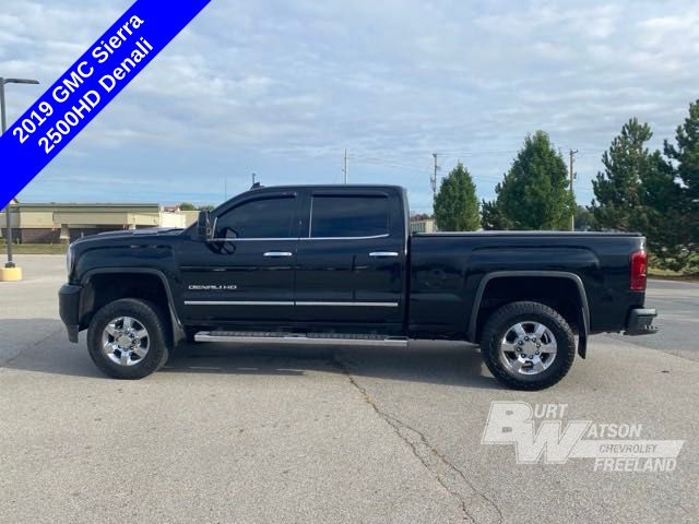 2019 GMC Sierra 2500HD Denali 2