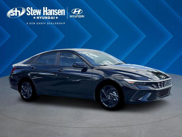 New 2026 Black Hyundai SEL Sport image 10