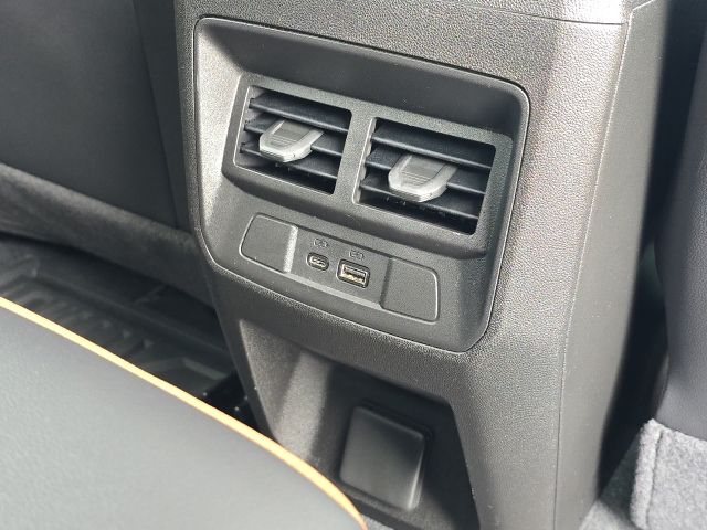 2024 GMC Canyon AT4:C02670