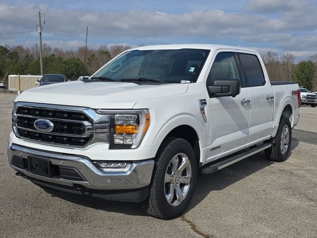 2022 Ford F-150 XLT  B02060