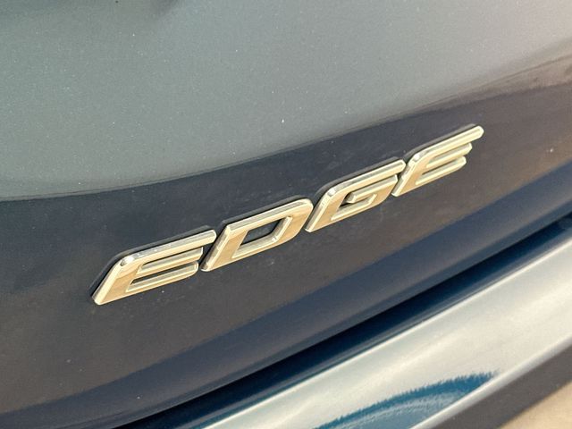 2020 Ford Edge SEL Green at Luther Ford