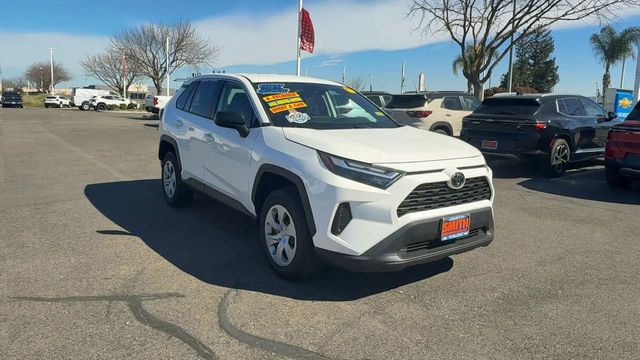 2024 Toyota RAV4 LE AWD