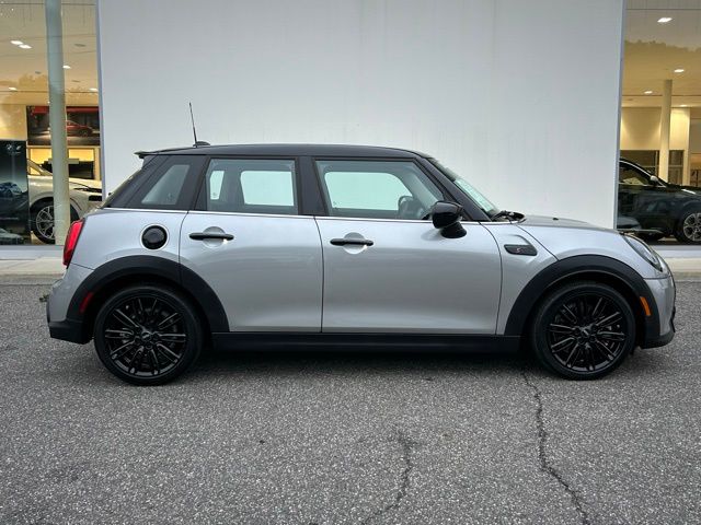 2024 MINI Cooper S Signature 4