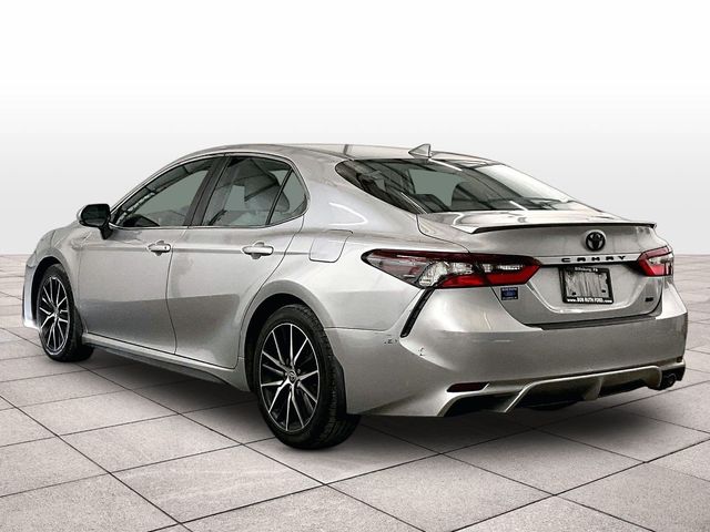 2021 Toyota Camry SE Silver at Sutliff Volkswagen