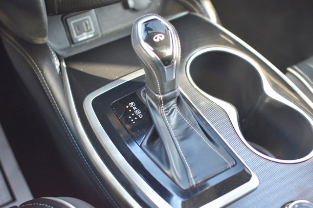 Used 2019 INFINITI QX60 LUXE 4D Sport Utility