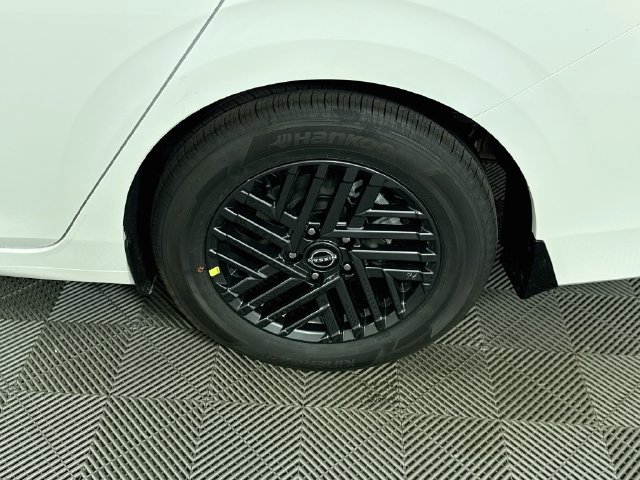 New 2027 Nissan Sentra Sedan