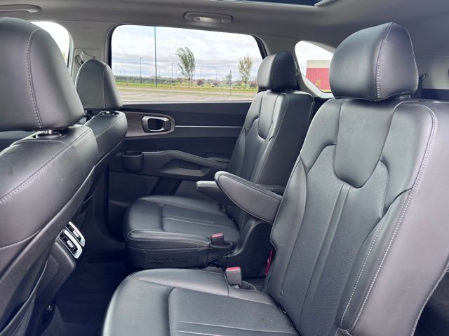 2023 Kia Sorento X-Line EX