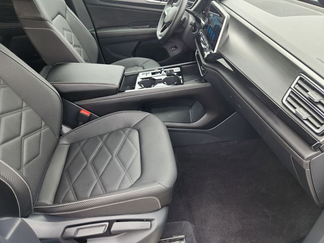 2025 Volkswagen Atlas Cross Sport 2.0T SE w/Technology  at DeMontrond Auto Country