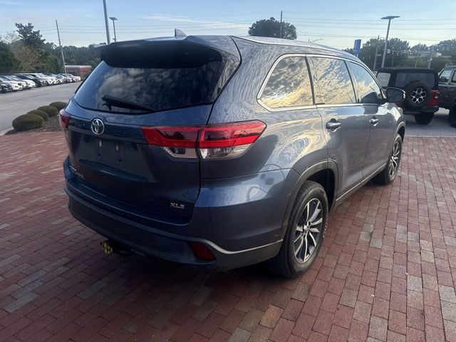 Used 2017 Toyota Highlander SUV