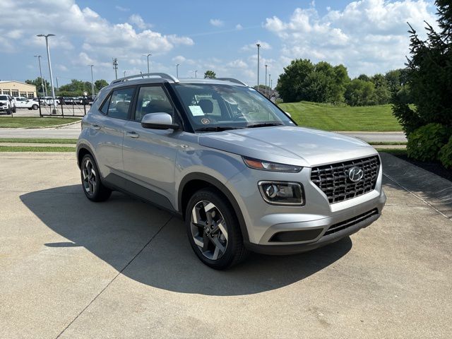 New 2025 Silver Hyundai SEL image 33