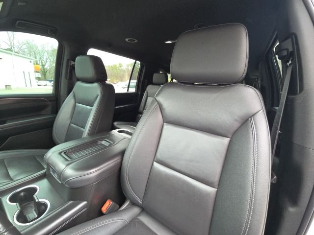 2022 Chevrolet Suburban LT:168357A