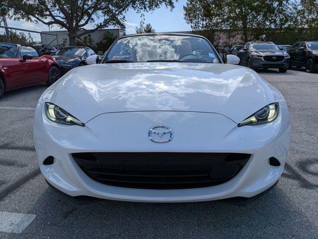 New Snowflake White Pearl Mica 2026 Mazda MX-5 Miata Grand Touring