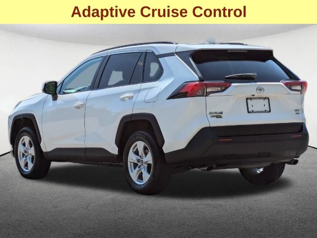 2021 Toyota RAV4 XLE 7