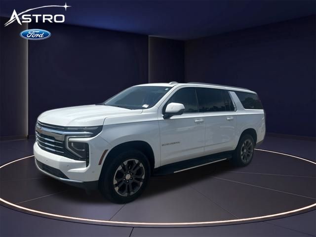 Summit White 2025 Chevrolet Suburban SUV / Crossover 4X2