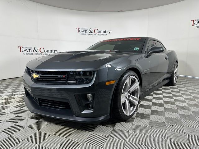 Ashen Gray Metallic 2013 Chevrolet Camaro Coupe Rear-Wheel Drive 6-Speed Automatic