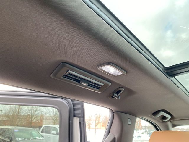 Used 2025 Cadillac Escalade For Sale in New Hudson, MI