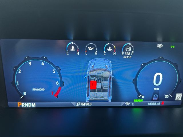 Used 2025  Ford King Ranch image 16