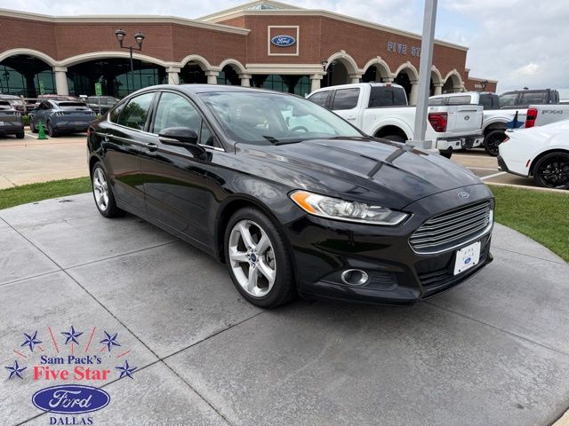 Shadow Black 2016 Ford Fusion SE Sedan Front-Wheel Drive 6-Speed Automatic