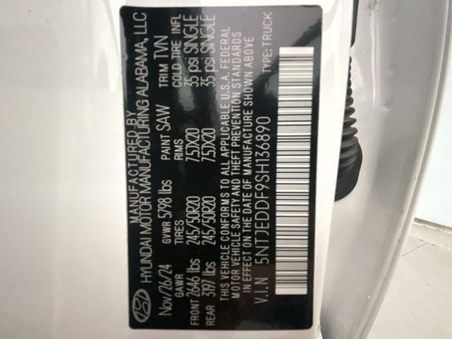 Used 2025 White Hyundai Limited image 28