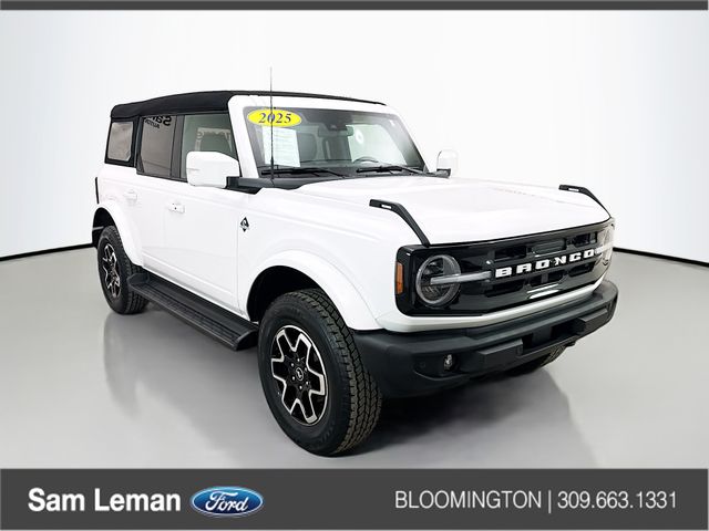 2025 Ford Bronco Outer Banks 4-Door 4WD