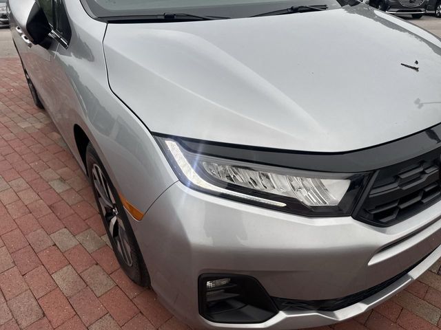 Used 2025 Honda Odyssey Van