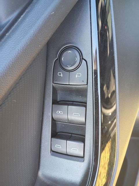 Used 2025 Chevrolet Equinox SUV