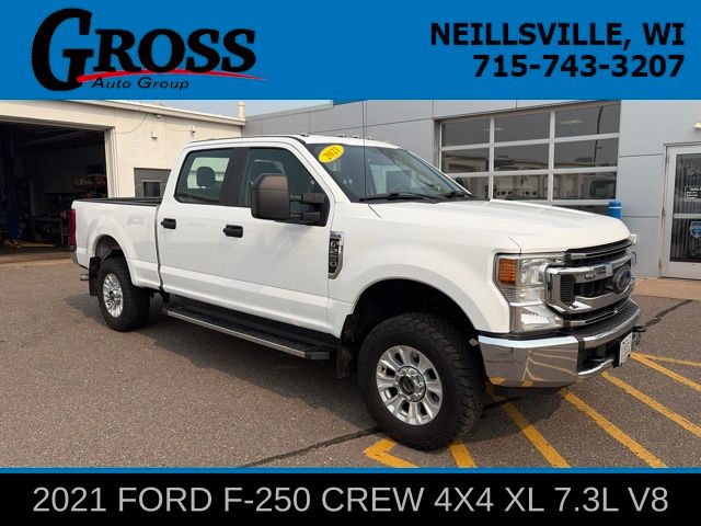 Oxford White 2021 Ford F-250 Super Duty Pickup Truck Four-Wheel Drive Automatic