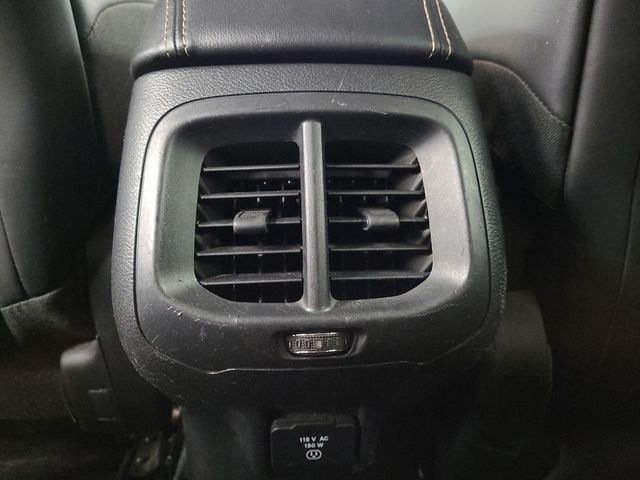 2017 – Jeep – Cherokee