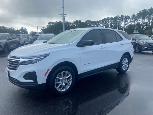 2022 Chevrolet Equinox LS 3