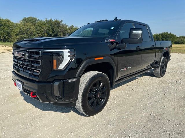 2024 GMC Sierra 2500HD AT4 Crew Cab 4WD
