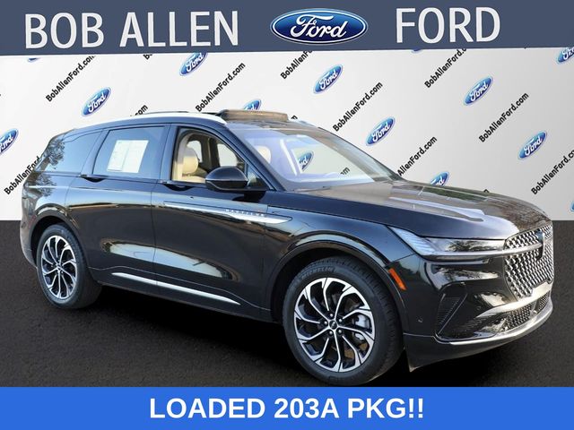 2024 Lincoln Nautilus Reserve