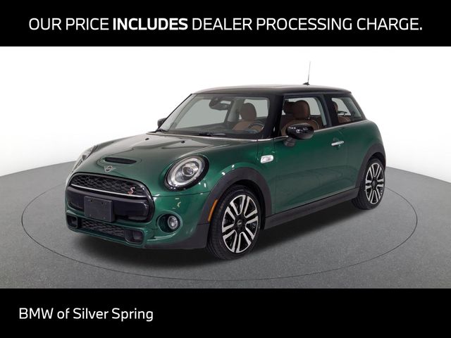 British Racing Green IV Metallic 2021 MINI Cooper Hatchback Front-Wheel Drive 7-Speed Automatic