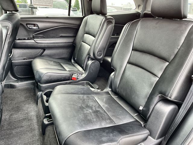 Used 2022 White Honda Touring image 26