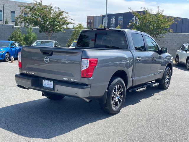 2024 Nissan Titan SV 3