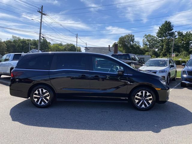 Used 2025 Honda Odyssey Van