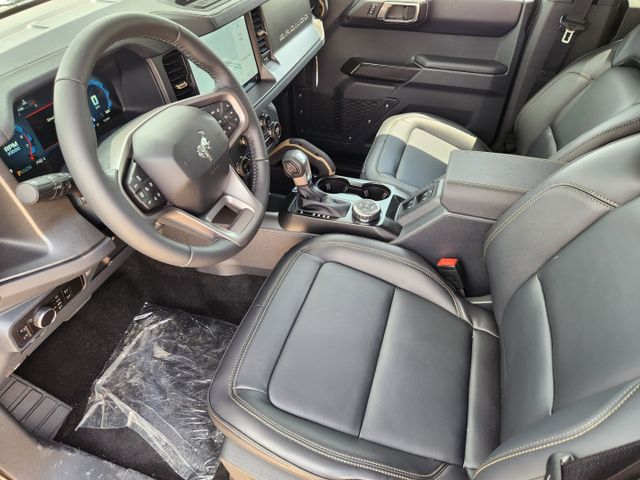 2025 Shadow Black Ford Bronco Badlands 4X4 SUV
