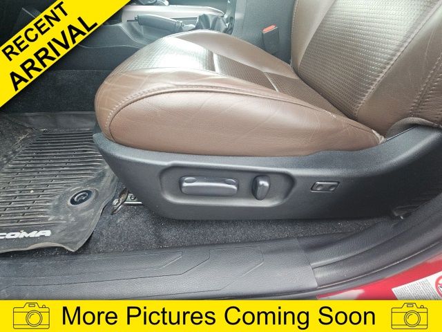 2020 Toyota Tacoma Limited photo