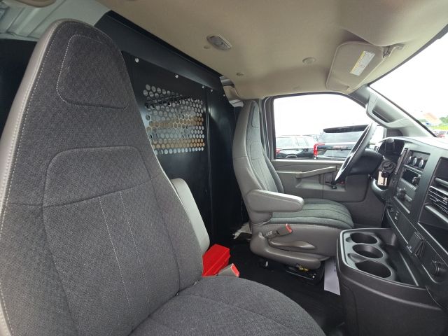 2025 Chevrolet Express 2500 Work Van:C02699