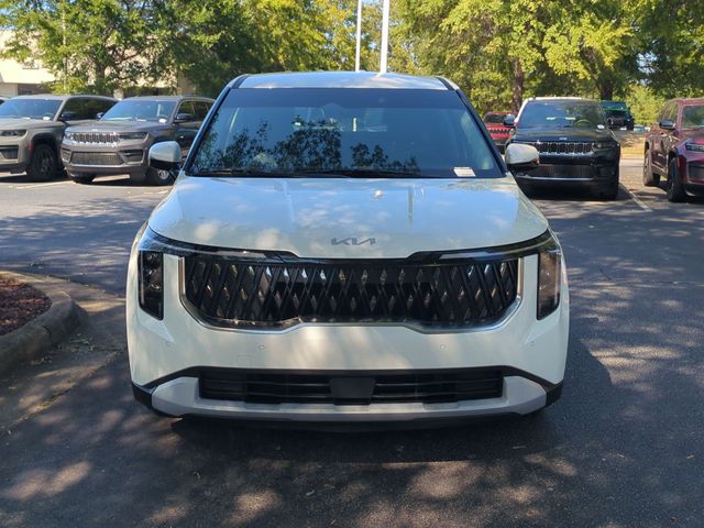 Used 2026 White Kia LXS image 8