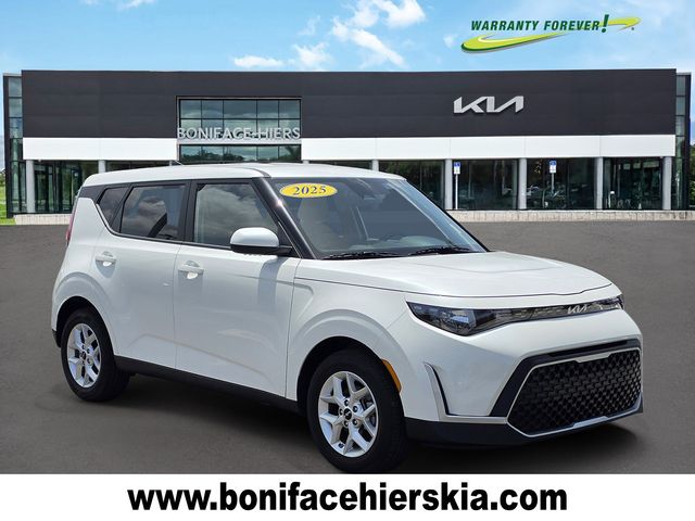 Snow White Pearl 2025 Kia Soul SUV / Crossover Front-Wheel Drive Continuously Variable Transmission