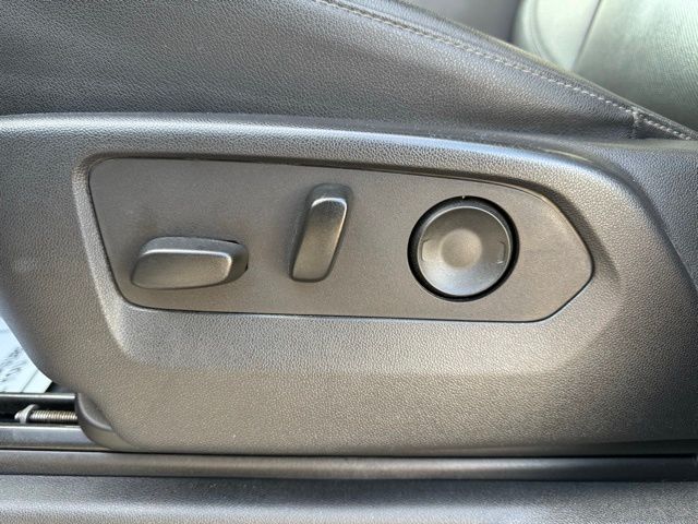 used 2022 GMC Sierra 1500 car, priced at $44,388