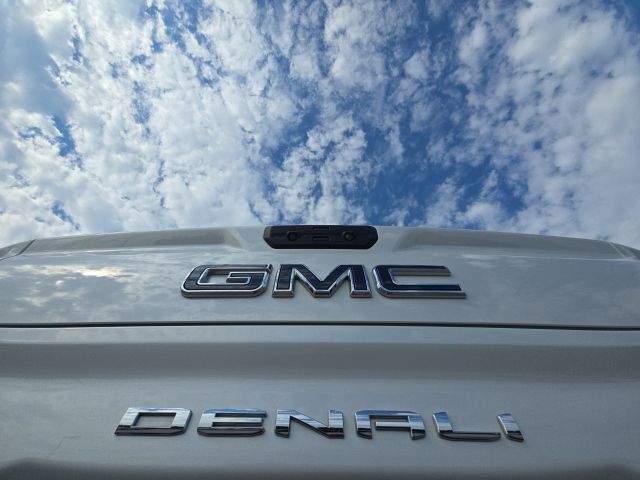 Photo of 2024 GMC Sierra 1500 Denali Ultimate in Dallas, GA - 10,  2024 GMC Sierra 1500 Denali Ultimate:43800A