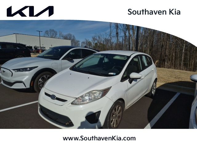 2011 Ford Fiesta SE Hatchback