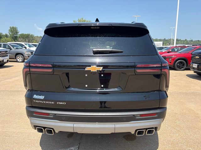 2026 Chevrolet Traverse LT - Photo 4