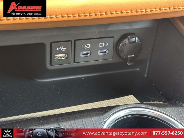 Used 2022 Toyota Highlander SUV