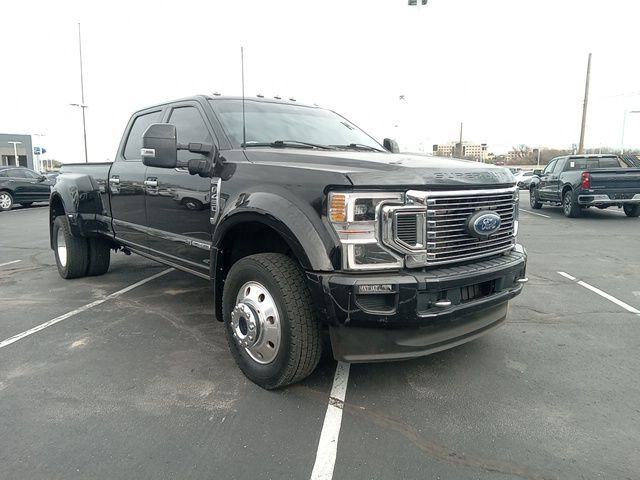 2022 Ford F-450 Super Duty Limited Crew Cab LB DRW 4WD